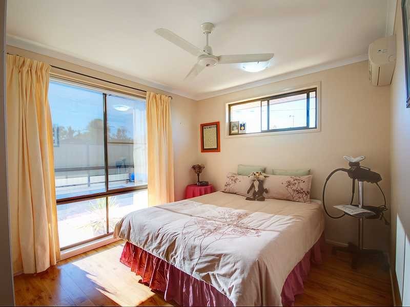 26 Edward Street, Boyne Island QLD 4680