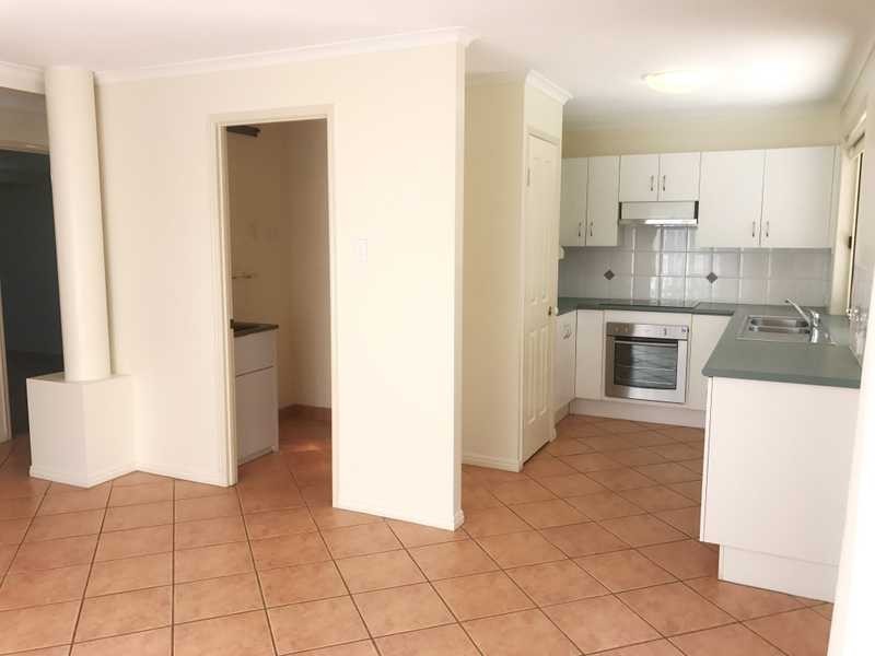 2/6 Parkside Street, Tannum Sands QLD 4680