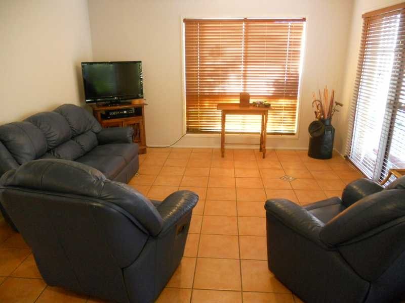 1 Kindilan Court, Boyne Island QLD 4680