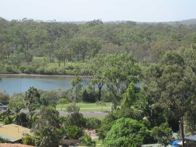 14a Sayre Crescent, Boyne Island QLD 4680