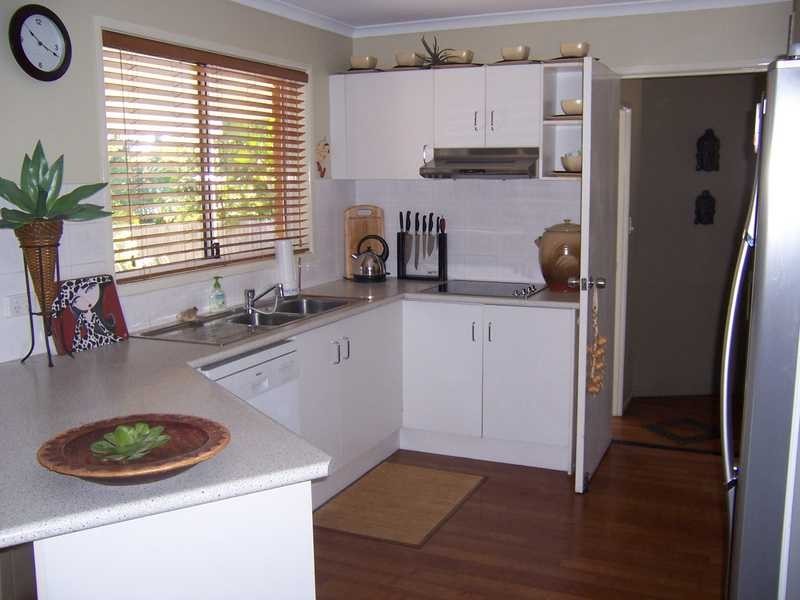 30 Crest Avenue, Boyne Island QLD 4680