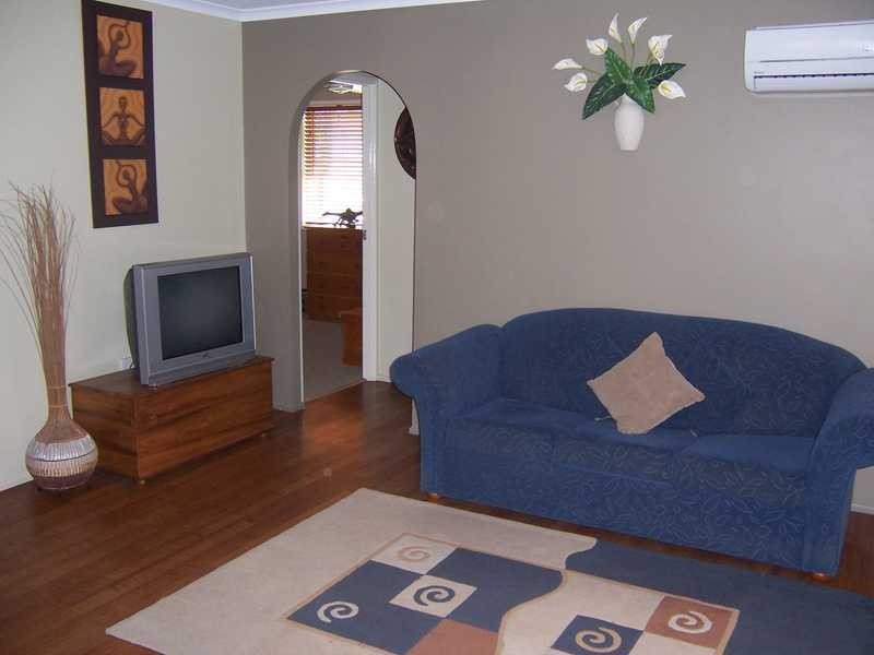 30 Crest Avenue, Boyne Island QLD 4680