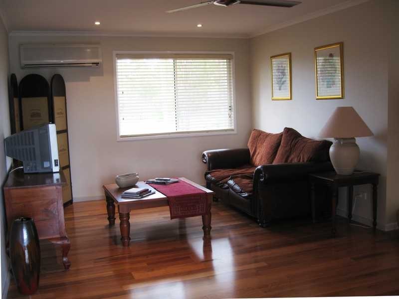 9 Eugenia Street, Boyne Island QLD 4680