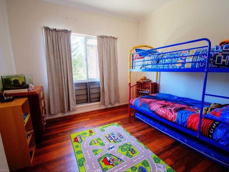 6 Flounder Street, South Gladstone QLD 4680