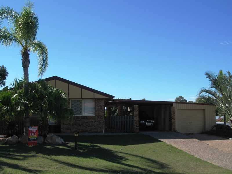 4 Wattora Close, Boyne Island QLD 4680