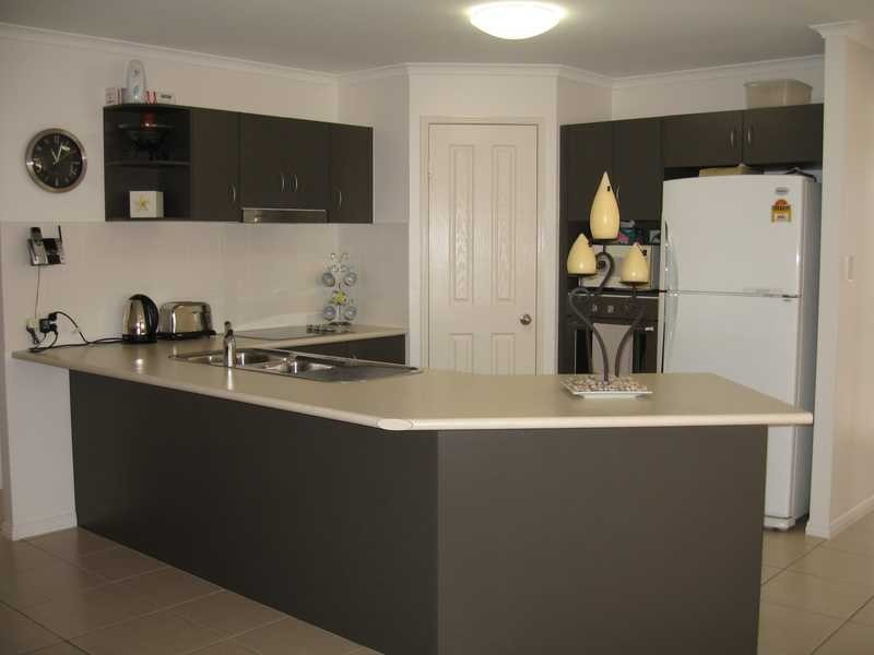 12 Stella Street, Boyne Island QLD 4680