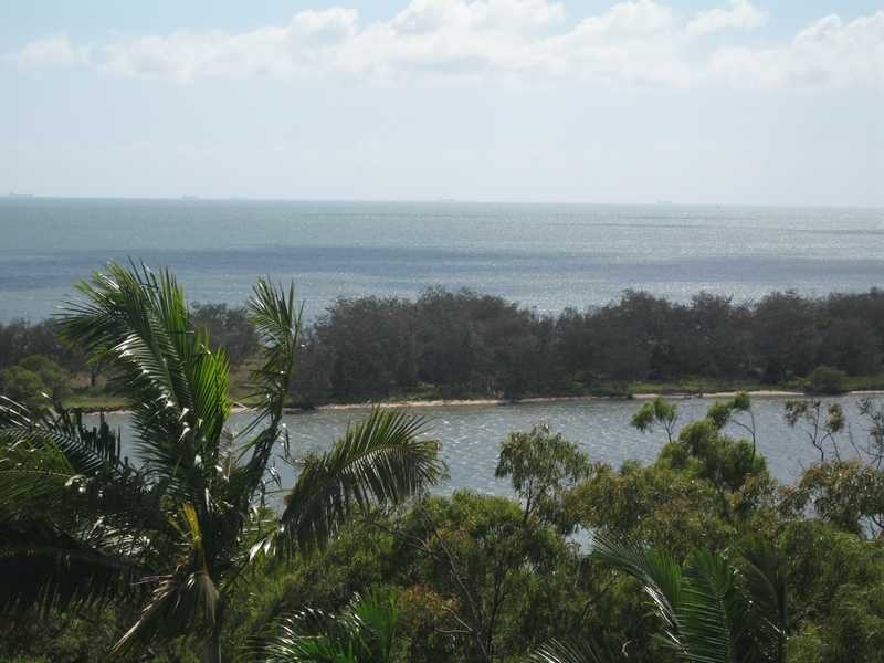 12 Charles Crescent, Tannum Sands QLD 4680
