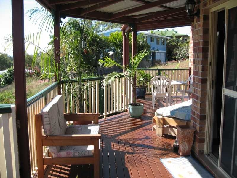 18 Centenary Drive, Boyne Island QLD 4680