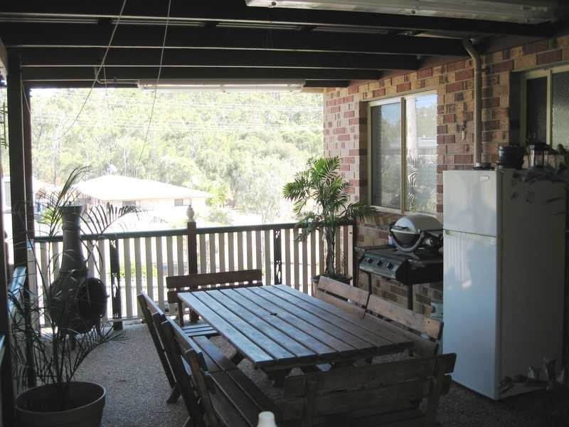 18 Centenary Drive, Boyne Island QLD 4680