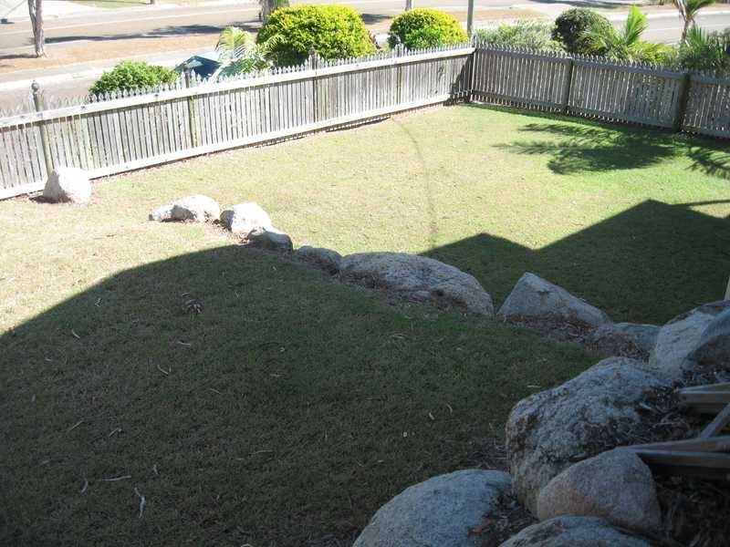 18 Centenary Drive, Boyne Island QLD 4680