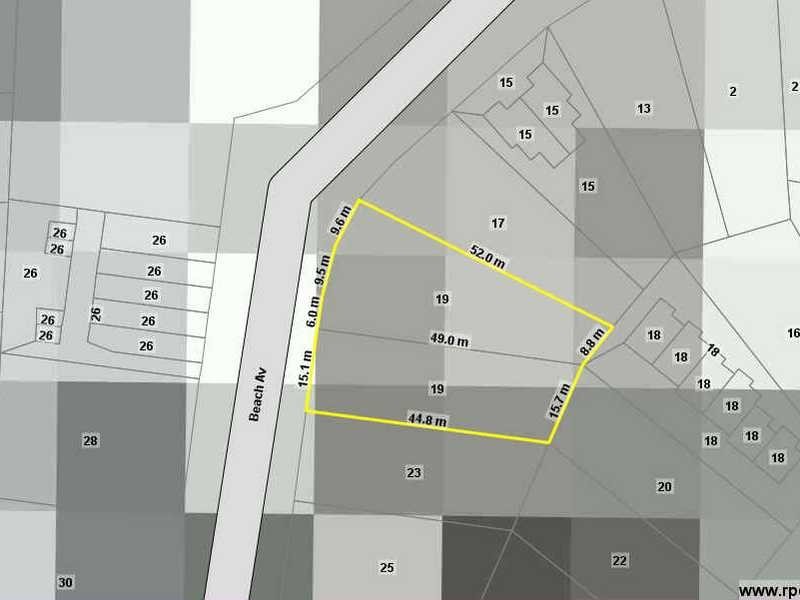 17-19 -21 Beach Avenue, Tannum Sands QLD 4680