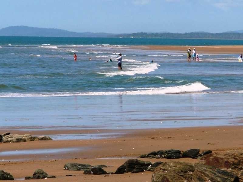 17-19 -21 Beach Avenue, Tannum Sands QLD 4680