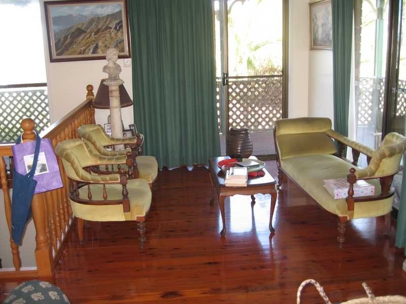 44 Amaroo Street, Boyne Island QLD 4680