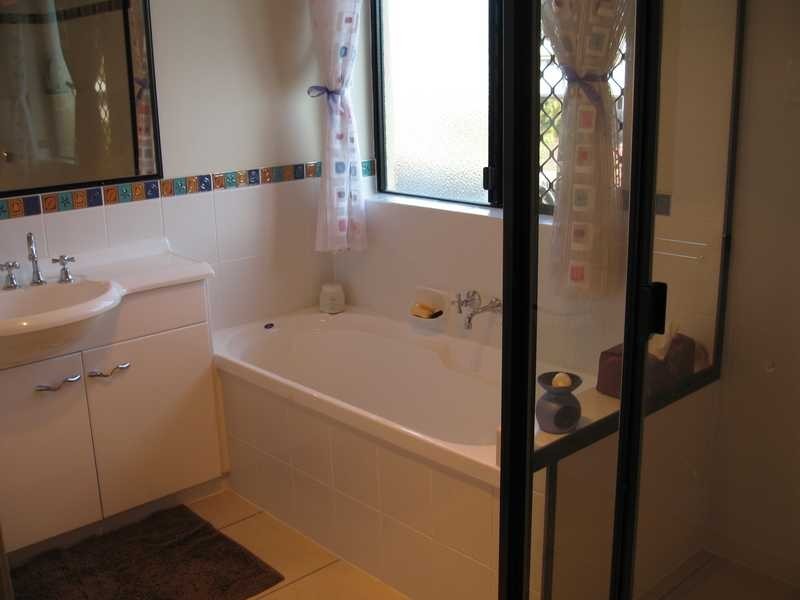 3 Forsyth Court, Tannum Sands QLD 4680
