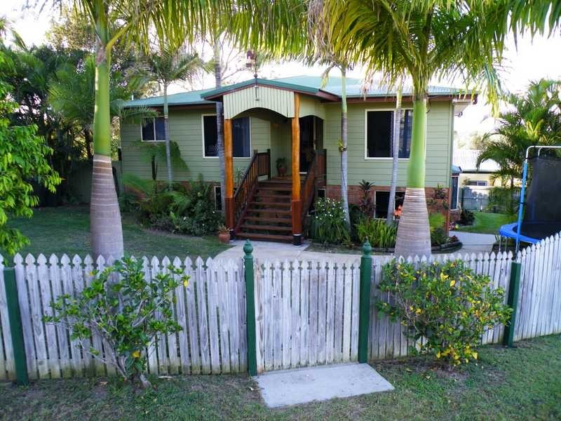 10 Chauvel Court, Boyne Island QLD 4680