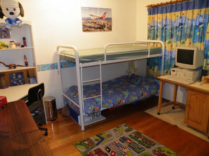 10 Chauvel Court, Boyne Island QLD 4680