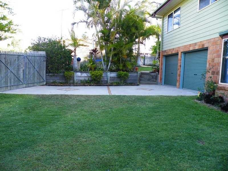 10 Chauvel Court, Boyne Island QLD 4680