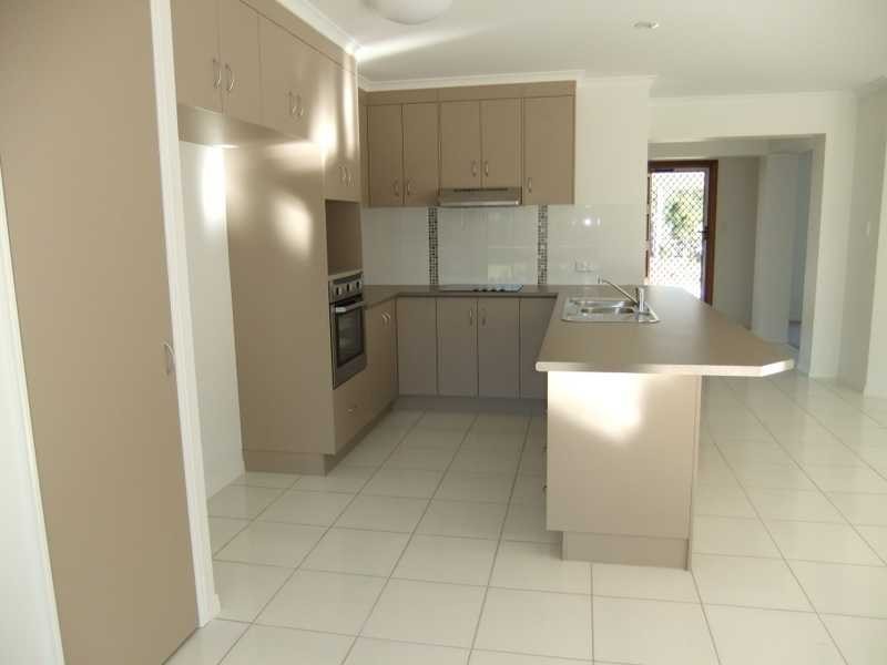 12 Hennie Drive, Benaraby QLD 4680