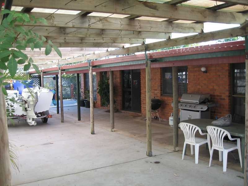102 Malpas Street, Boyne Island QLD 4680