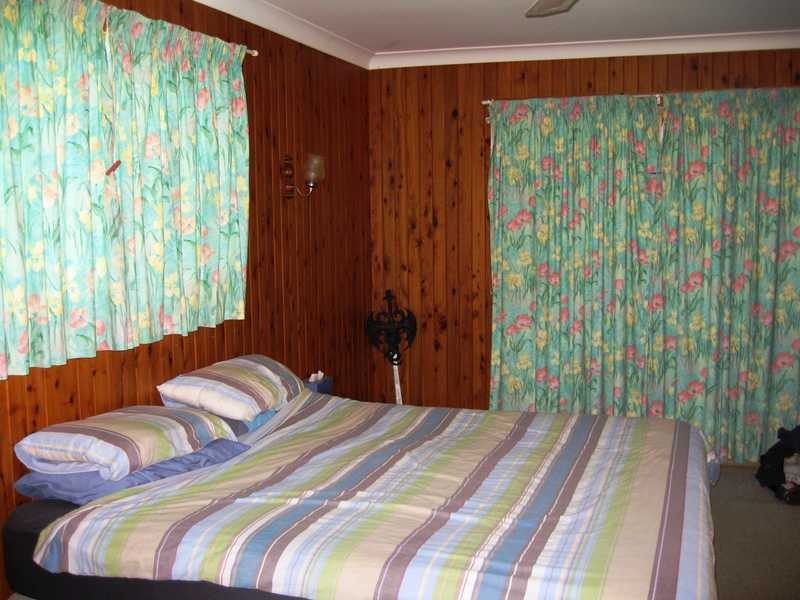 102 Malpas Street, Boyne Island QLD 4680