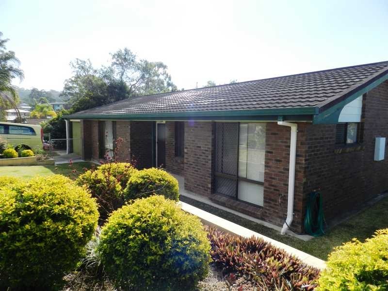 4 Hayes Avenue, Boyne Island QLD 4680