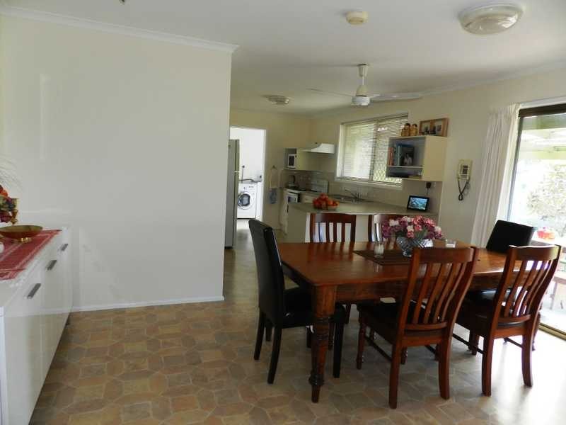 4 Hayes Avenue, Boyne Island QLD 4680