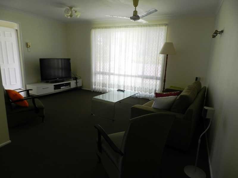 4 Hayes Avenue, Boyne Island QLD 4680