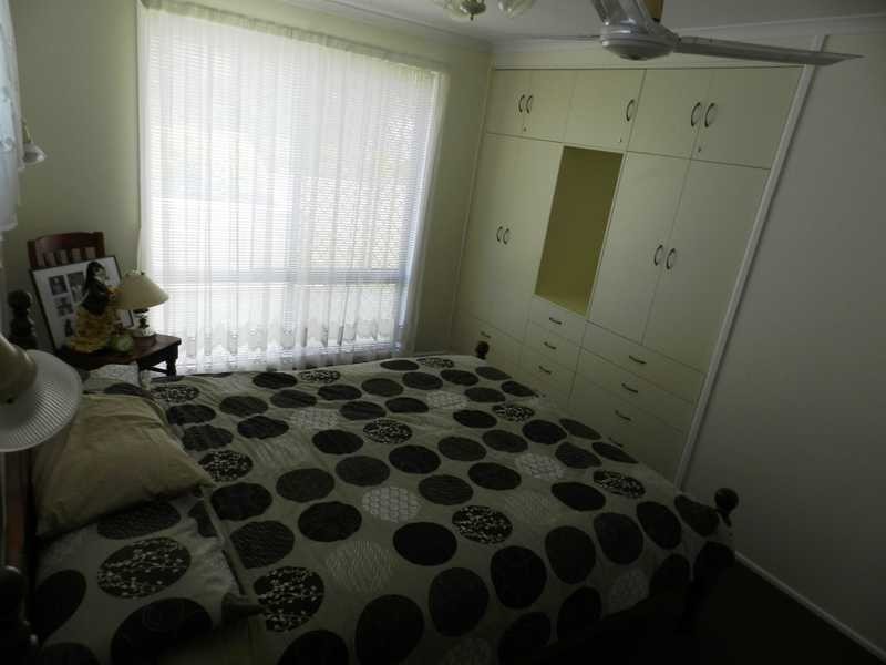 4 Hayes Avenue, Boyne Island QLD 4680