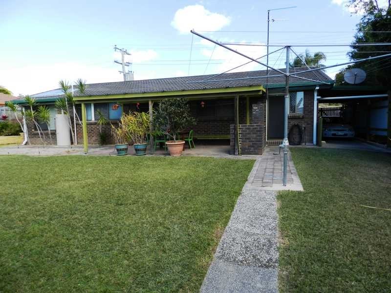 4 Hayes Avenue, Boyne Island QLD 4680
