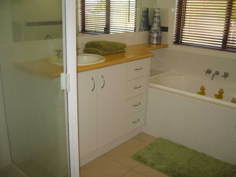 5 Clearview Court, Tannum Sands QLD 4680