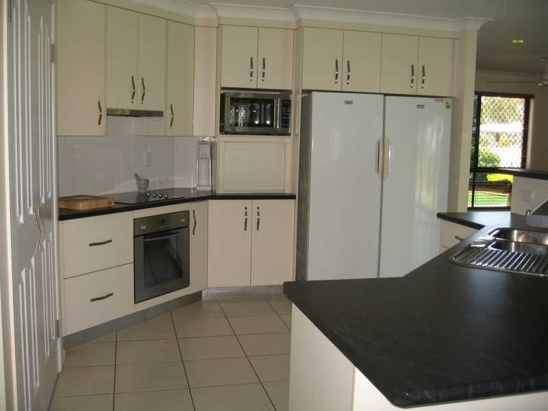 42 Ronald Crescent, Benaraby QLD 4680