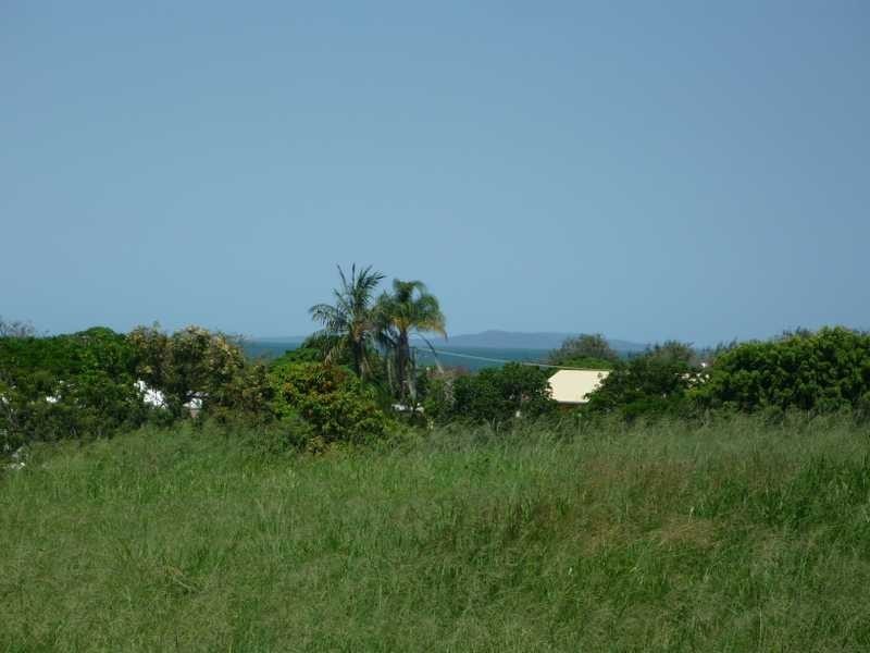 10 Graham, Tannum Sands QLD 4680