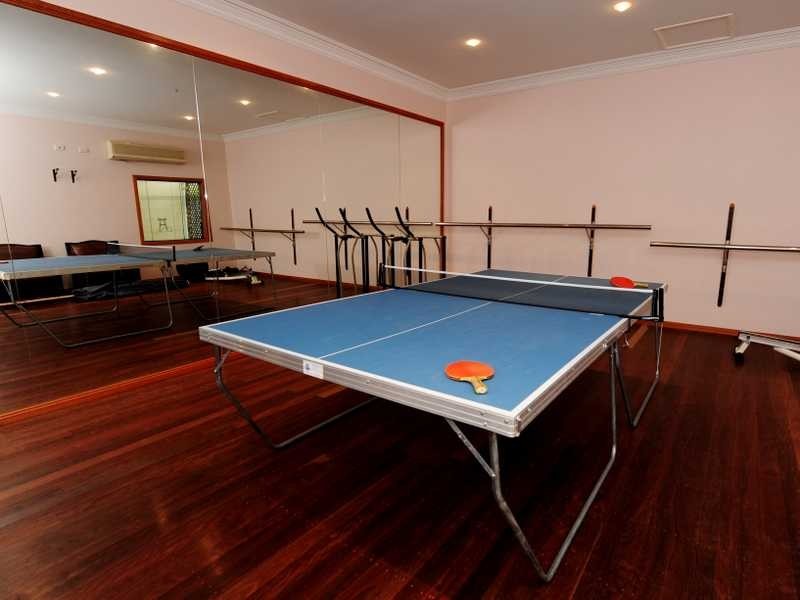 9 River Drive, Boyne Island QLD 4680