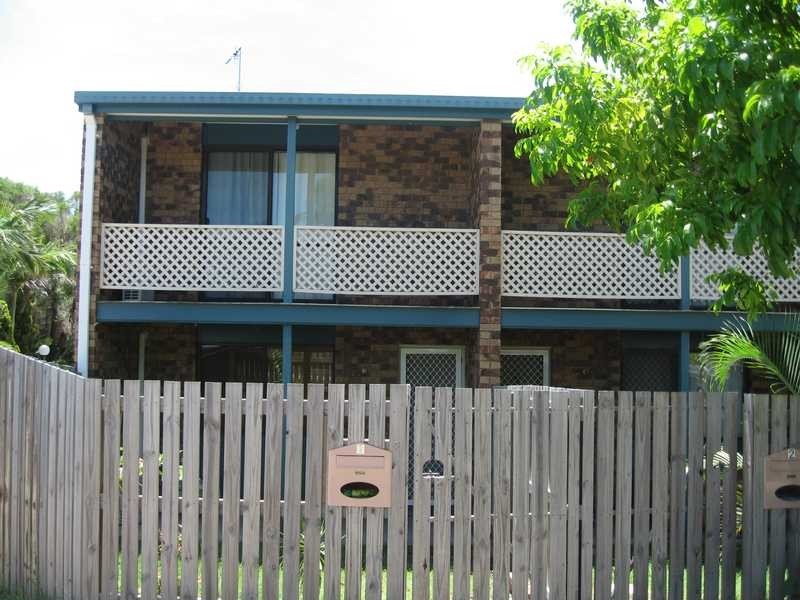 Unit/1/4 Bevington St, Tannum Sands QLD 4680