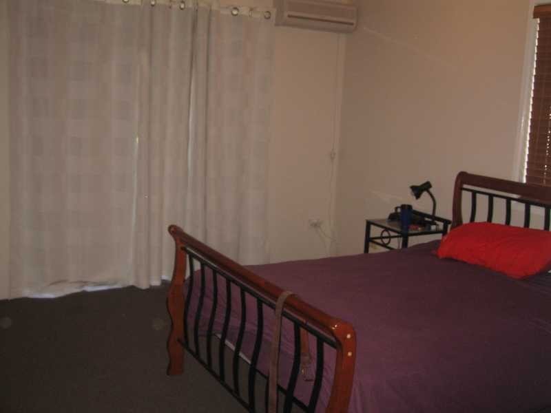 Unit/1/4 Bevington St, Tannum Sands QLD 4680