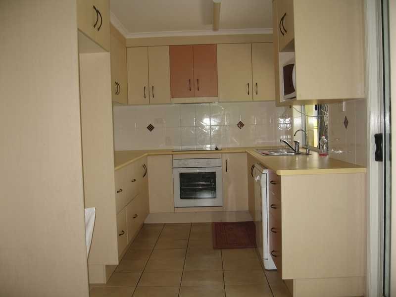 8 BARKLYA COURT, Benaraby QLD 4680