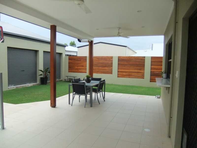 54 GOLF VIEW DRIVE, Boyne Island QLD 4680