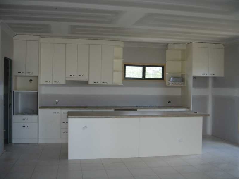 3 DANIELLE COURT, Boyne Island QLD 4680