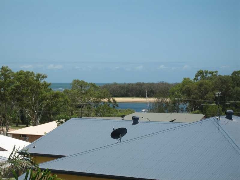 3 DANIELLE COURT, Boyne Island QLD 4680
