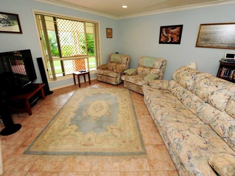 9a Golden Avenue, Tannum Sands QLD 4680