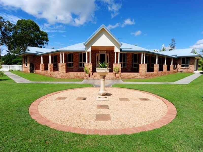 9a Golden Avenue, Tannum Sands QLD 4680