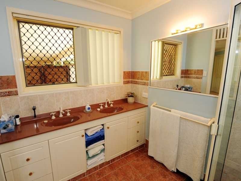 9a Golden Avenue, Tannum Sands QLD 4680