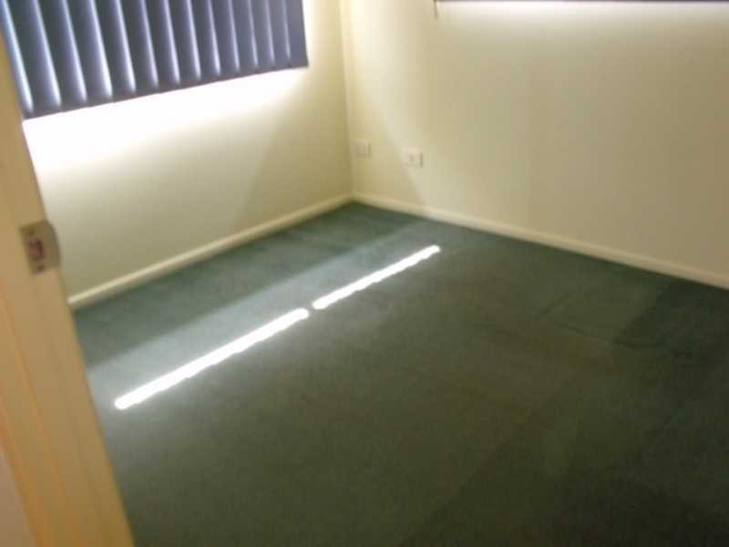 Unit/2/13 Derby Street, Gladstone QLD 4680