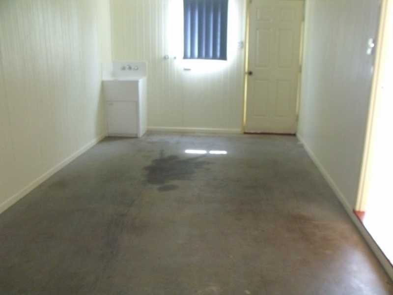 Unit/2/13 Derby Street, Gladstone QLD 4680