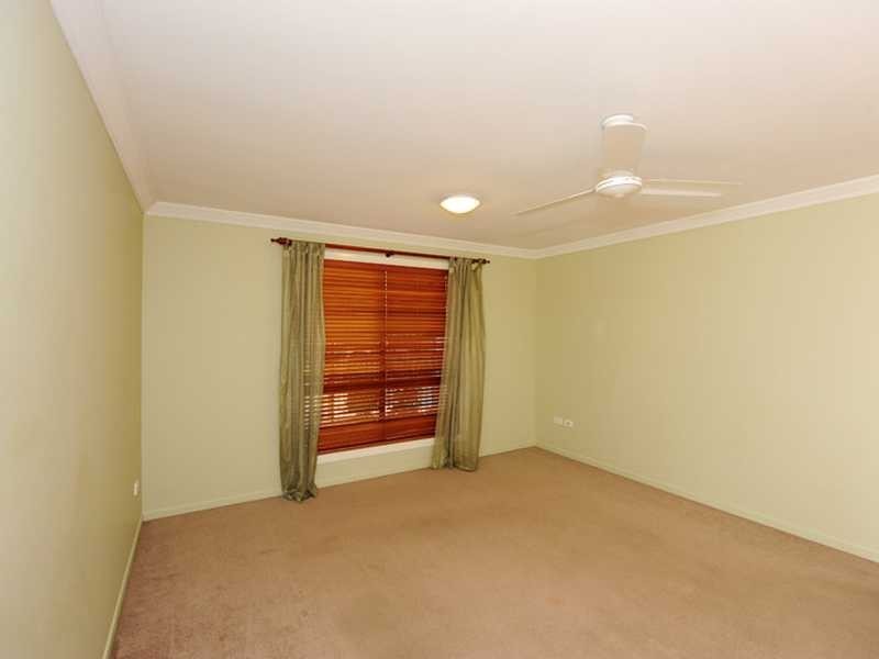 33 Pryde Street, Tannum Sands QLD 4680