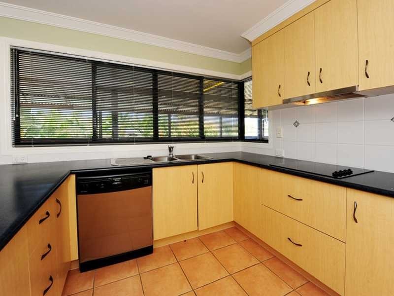 33 Pryde Street, Tannum Sands QLD 4680