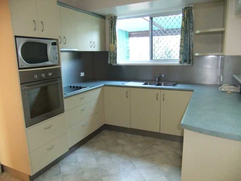 14 Chapple Crt, Boyne Island QLD 4680