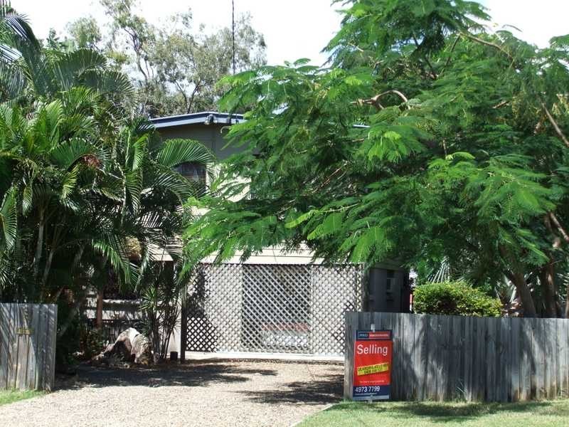 13 Yukana Street, Boyne Island QLD 4680
