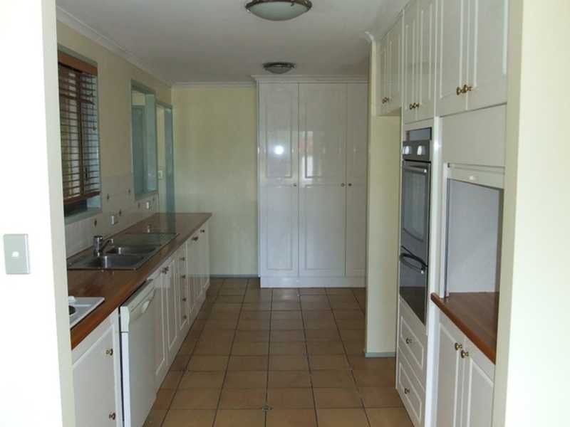 9 Linda Street, Tannum Sands QLD 4680