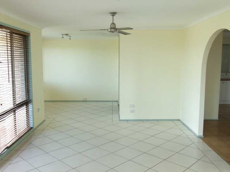 9 Linda Street, Tannum Sands QLD 4680